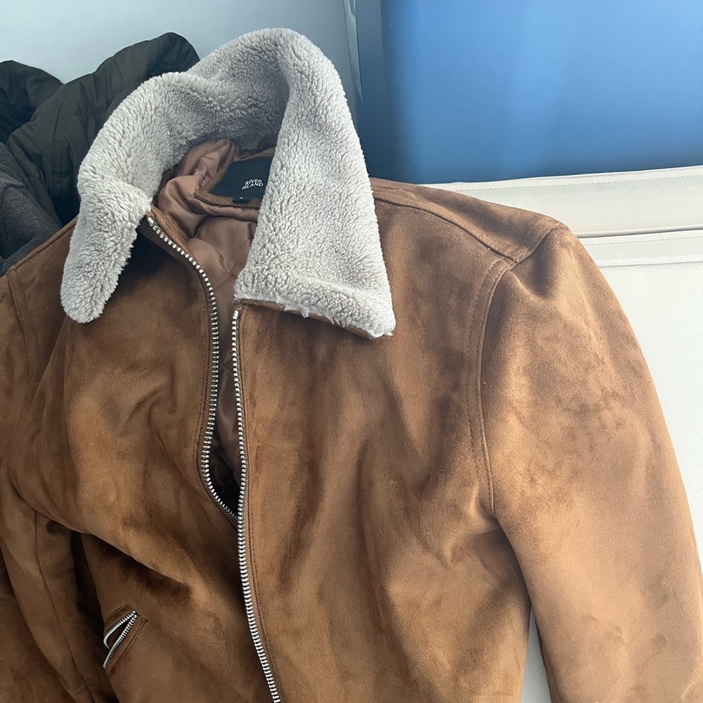 Mens casual aviator style jacket with fur collar small